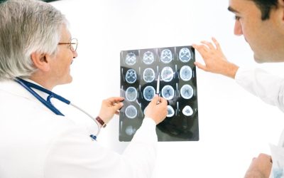 Quanto ganha um neurocirurgião nos EUA